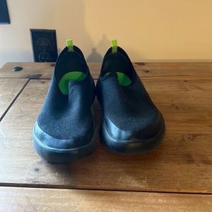 Oofos Womens oooh low sport size 7